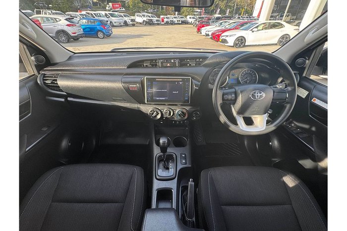 2019 Toyota Hilux SR