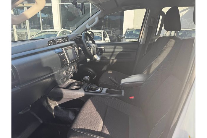 2019 Toyota Hilux SR