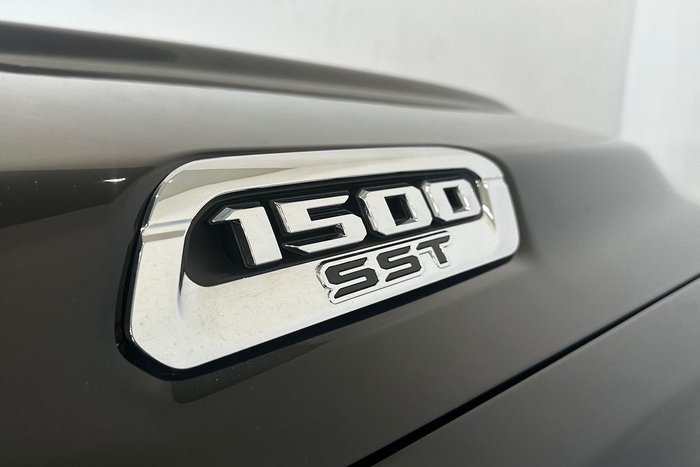 2024 RAM 1500 Laramie Sport Hurricane SO RamBox