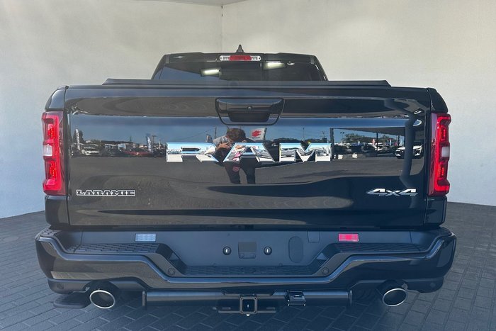 2024 RAM 1500 Laramie Sport Hurricane SO RamBox