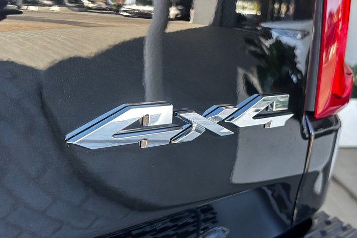 2024 RAM 1500 Laramie Sport Hurricane SO RamBox