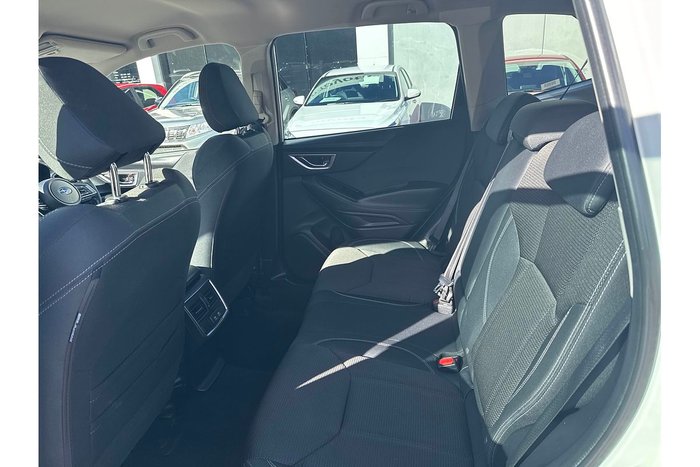 2021 Subaru Forester 2.5i
