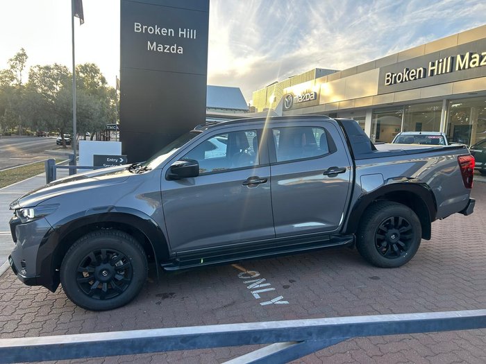 2024 Mazda BT-50 SP