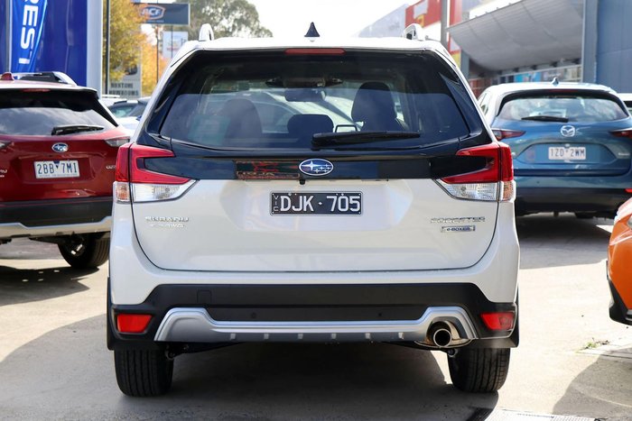2025 Subaru Forester Hybrid S S5 MY24 AWD Crystal White