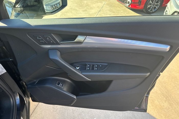 2024 Audi Q5 40 TDI Sport