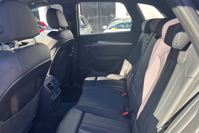 2024 Audi Q5 40 TDI Sport