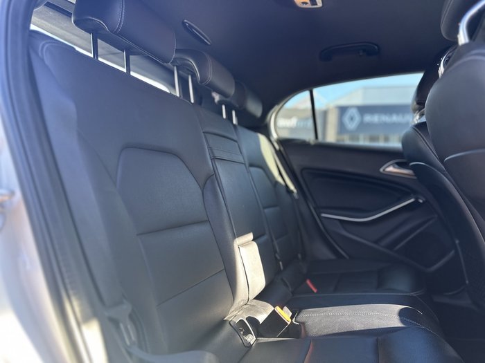 2017 Mercedes-Benz GLA-Class GLA180