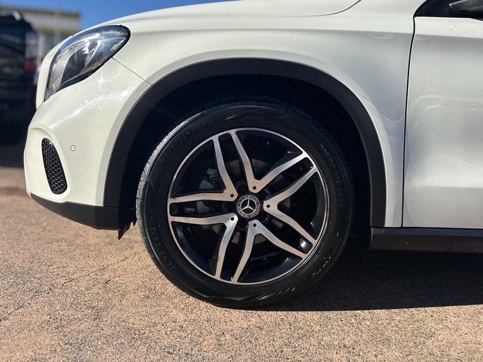 2017 Mercedes-Benz GLA-Class GLA180