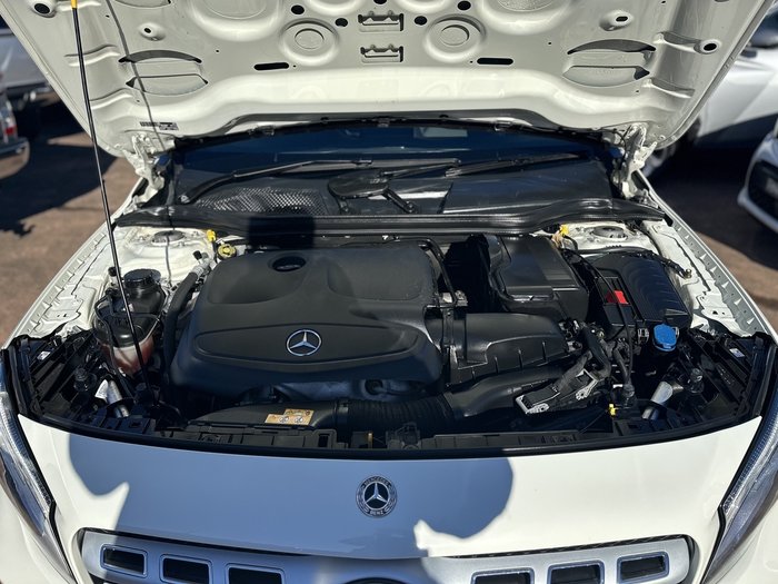 2017 Mercedes-Benz GLA-Class GLA180