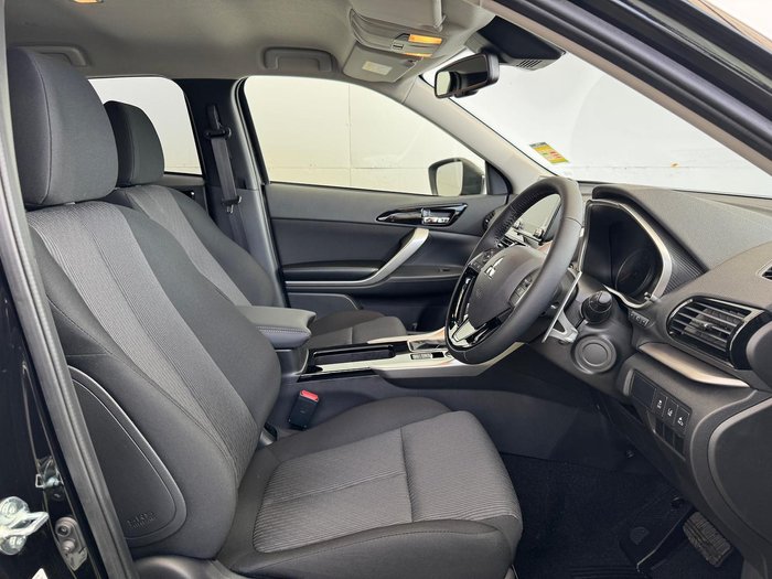 2024 Mitsubishi Eclipse Cross LS