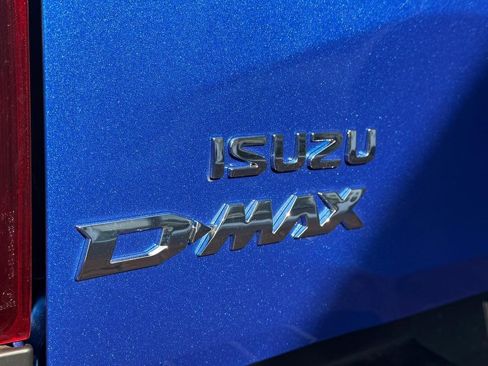 2025 Isuzu D-MAX X-RIDER