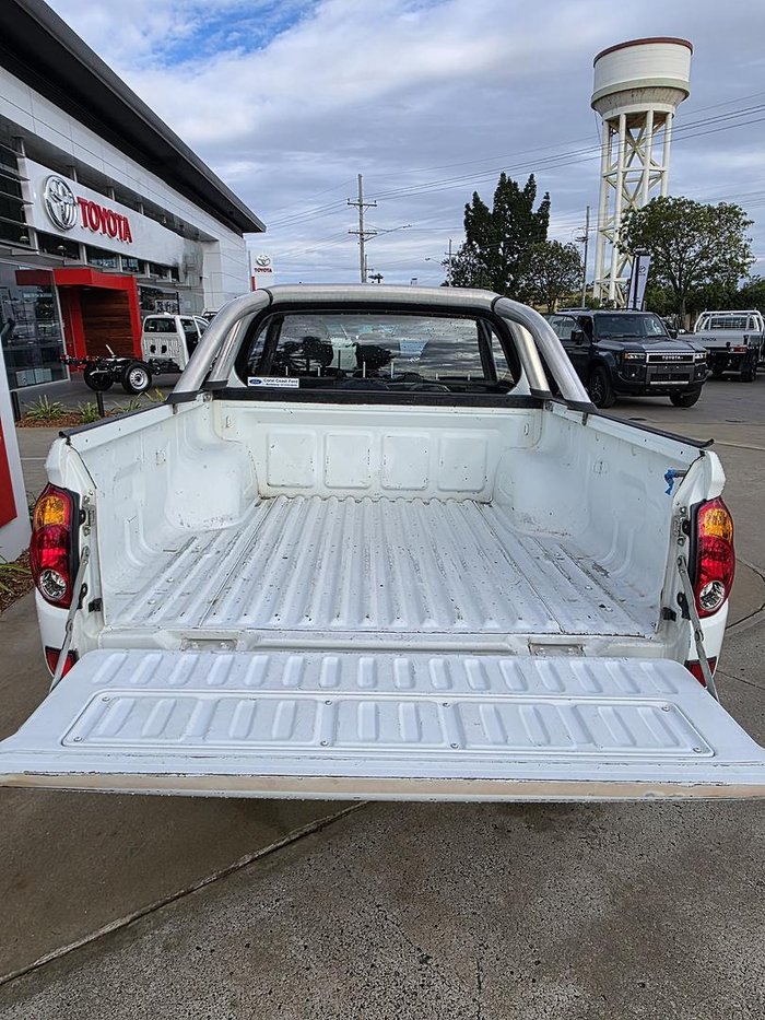 2014 Mitsubishi Triton GLX