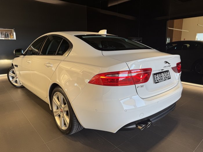 2016 JAGUAR XE 20d PRESTIGE