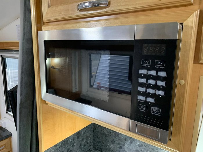 2013 Safari Caravans Legacy 226 Family Van