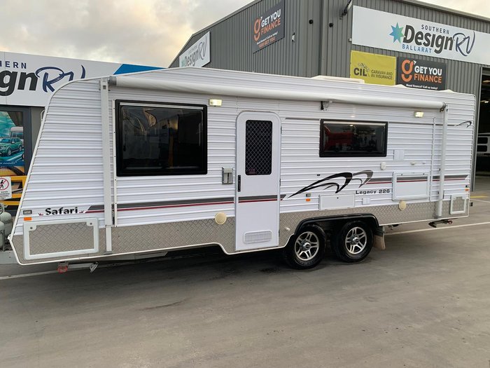 2013 Safari Caravans Legacy 226 Family Van