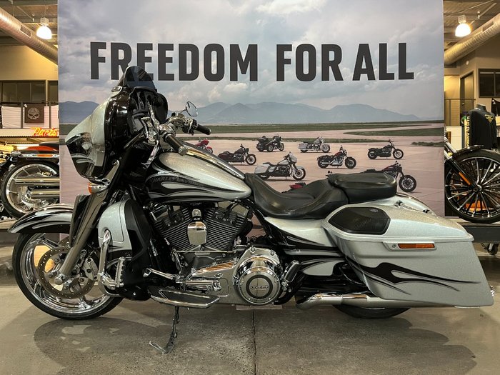2015 Harley-davidson 2015 HARLEY DAVIDSON 1700CC FLHXSE CVO STREET GLIDE MERCURY / SMOKY QUARTZ