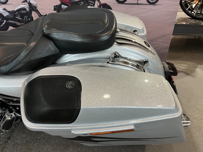 2015 Harley-davidson 2015 HARLEY DAVIDSON 1700CC FLHXSE CVO STREET GLIDE MERCURY / SMOKY QUARTZ