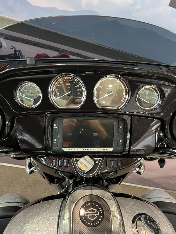 2015 Harley-davidson 2015 HARLEY DAVIDSON 1700CC FLHXSE CVO STREET GLIDE MERCURY / SMOKY QUARTZ