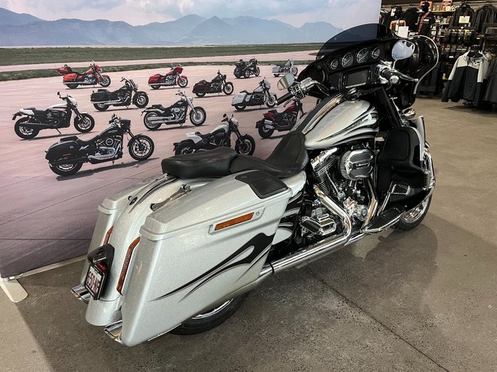 2015 Harley-davidson 2015 HARLEY DAVIDSON 1700CC FLHXSE CVO STREET GLIDE MERCURY / SMOKY QUARTZ