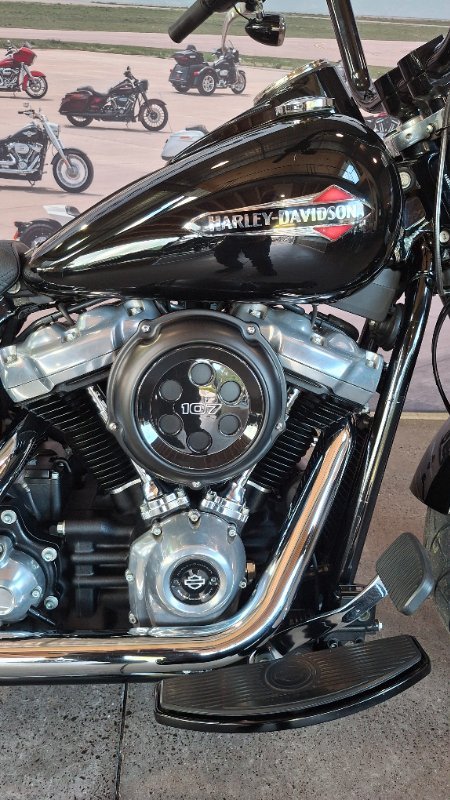 2018 Harley-davidson FLSL SLIM (107) (SOLID) Black