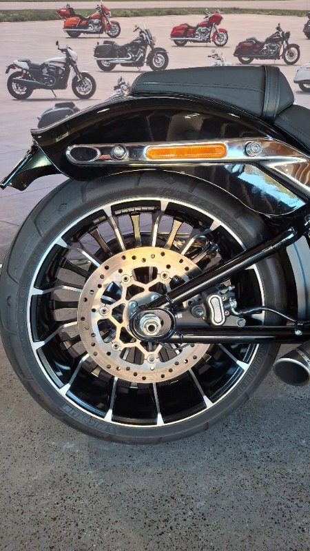 2023 Harley-davidson FXBR BREAKOUT (117) Black