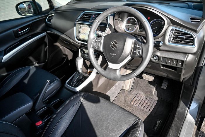 2020 Suzuki S-Cross Turbo Prestige
