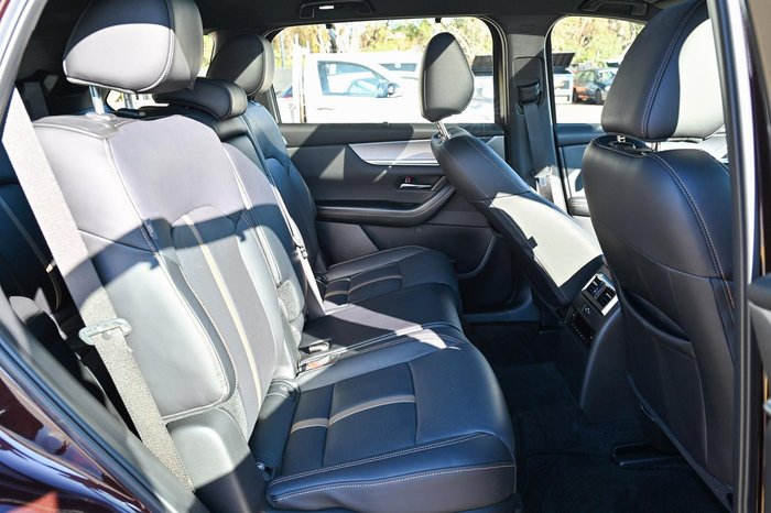 2024 Mazda CX-80 P50e Azami