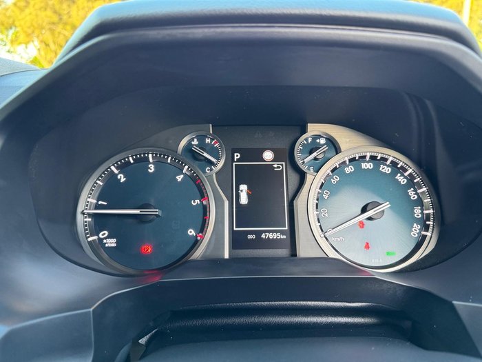 2023 Toyota Landcruiser Prado VX