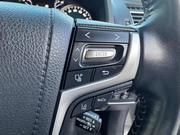 2023 Toyota Landcruiser Prado VX