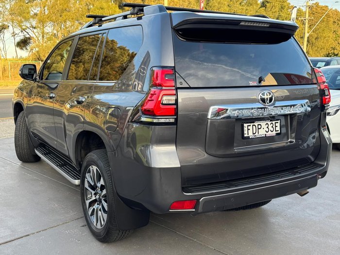 2023 Toyota Landcruiser Prado VX
