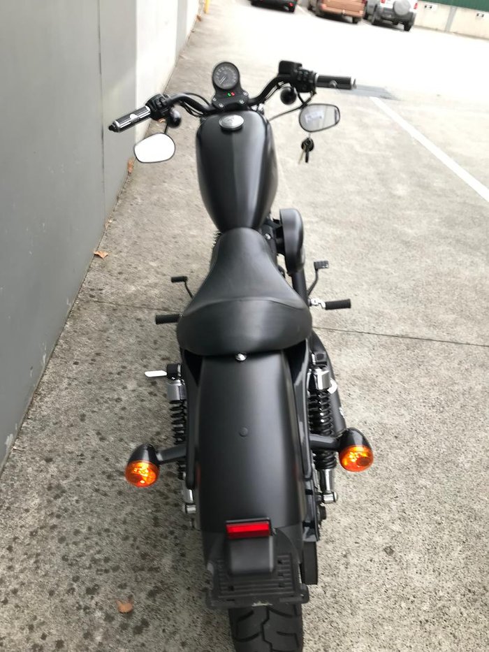 2015 Harley-Davidson Iron 883 (XL883N) 