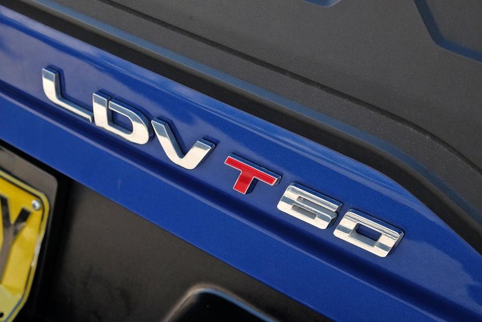 2022 LDV T60 Max LUXE SK8C MY23 4X4 Dual Range Jewel Blue