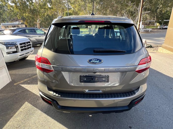 2022 Ford Everest Ambiente