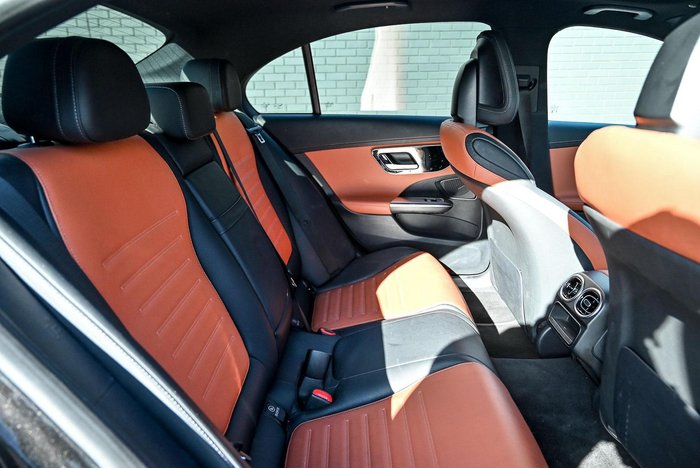 2021 Mercedes-Benz C-Class C300