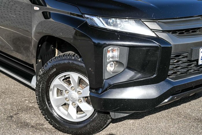 2019 Mitsubishi Triton GLX+