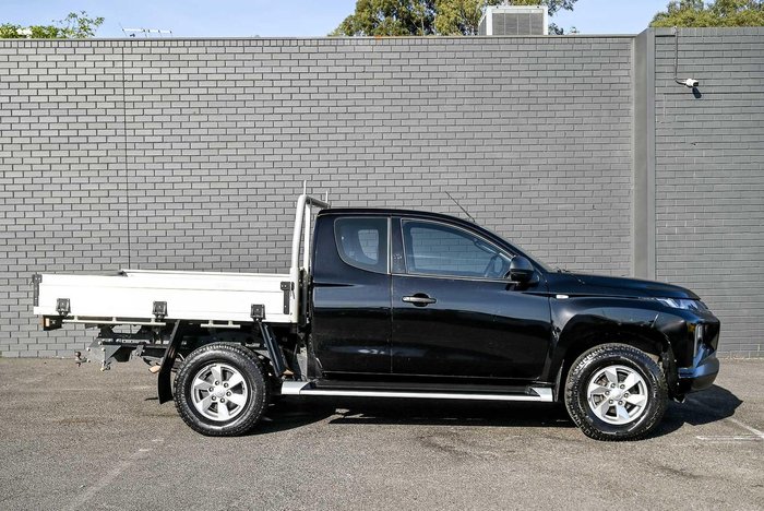 2019 Mitsubishi Triton GLX+
