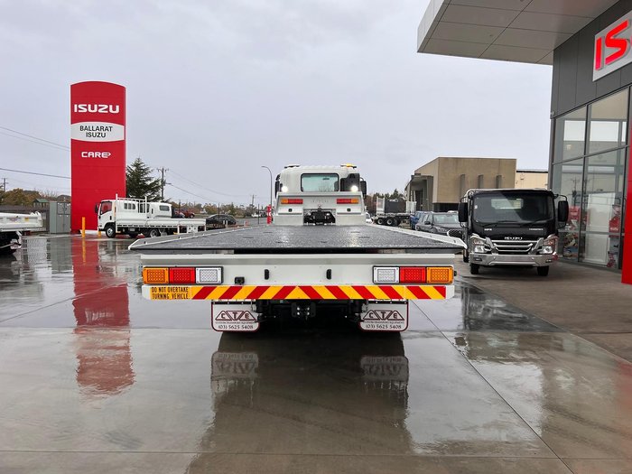 2025 Isuzu F Series FYJ300-350