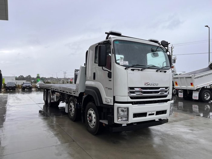 2025 Isuzu F Series