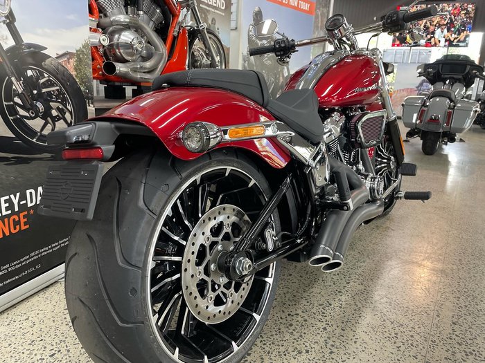 2025 Harley-Davidson Breakout 117 (FXBR) Softail Red