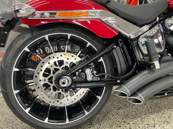 2025 Harley-Davidson Breakout 117 (FXBR) Softail Red