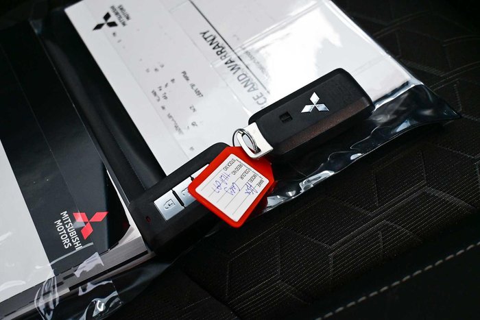 2024 Mitsubishi ASX LS
