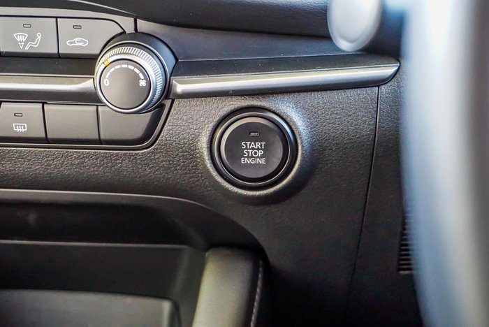 2025 Mazda 3 G20 Pure