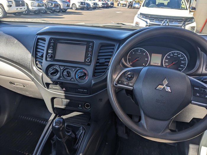 2018 Mitsubishi Triton GLX