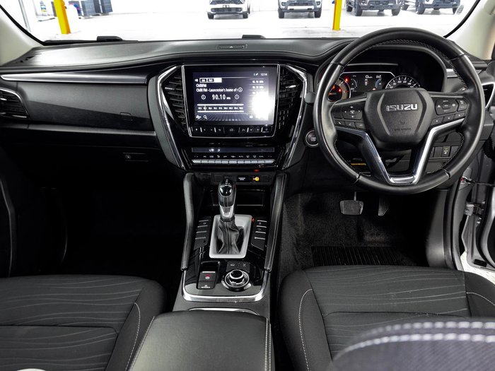 2023 Isuzu MU-X LS-U