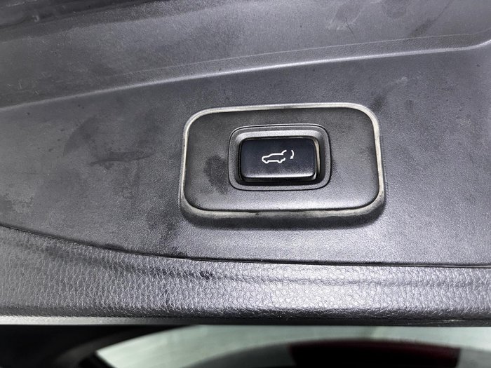 2023 Isuzu MU-X LS-U