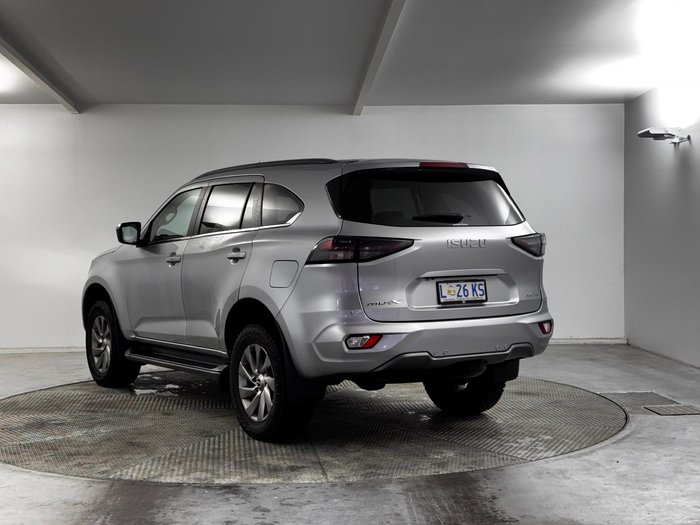 2023 Isuzu MU-X LS-U
