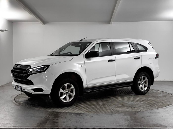2023 Isuzu MU-X LS-M