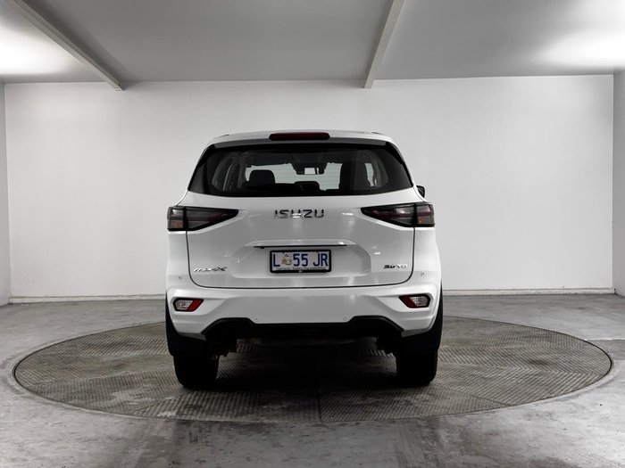 2023 Isuzu MU-X LS-M