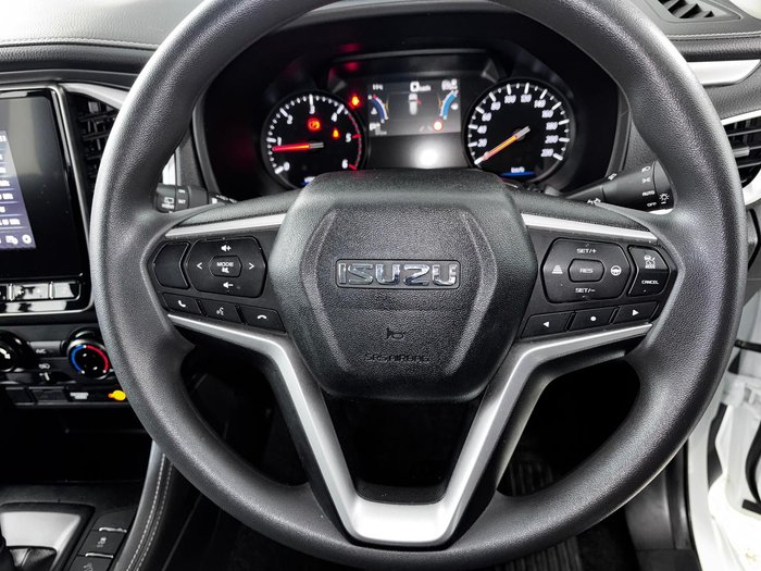2023 Isuzu MU-X LS-M