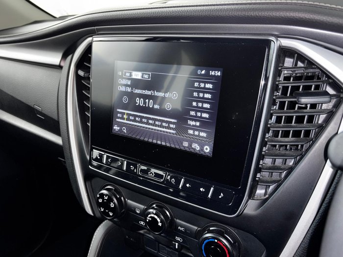 2023 Isuzu MU-X LS-M